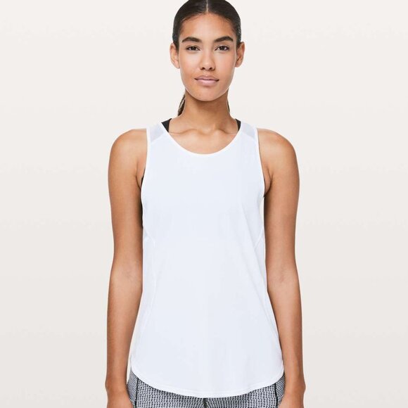 lululemon athletica Tops - Lululemon Sculpt Tank II White Mesh Running Workout Top Size 6